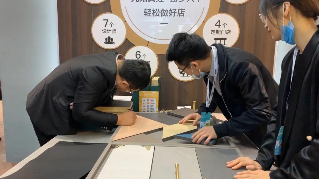 2020廣州設(shè)計(jì)周圓滿落幕，帶您回顧華洲的“新花樣”！(圖7)